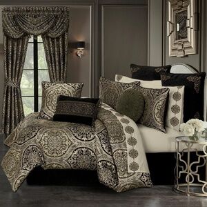 New - J. Queen New York Terra- Curtains, Valance and Shams